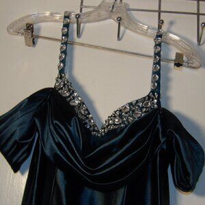 Staycees Emerald Green Beaded Neckline Formal Dress Sz 8